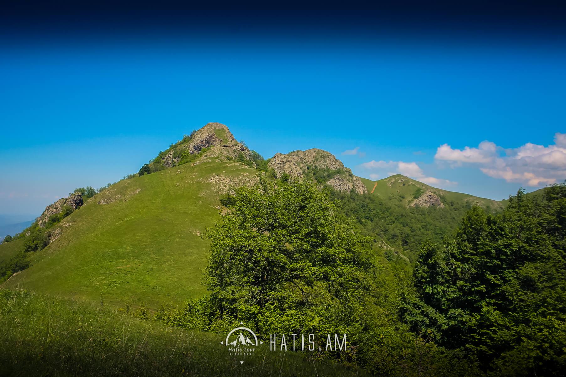 Աղավնավանք - Շունքար լեռ