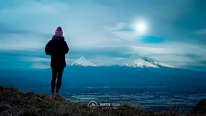 Մեծ Փարախադեմ լեռ