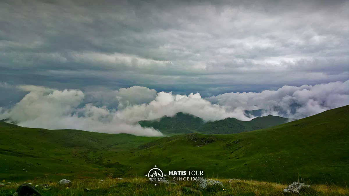 Hiking in Armenia - Lalvar Mountain